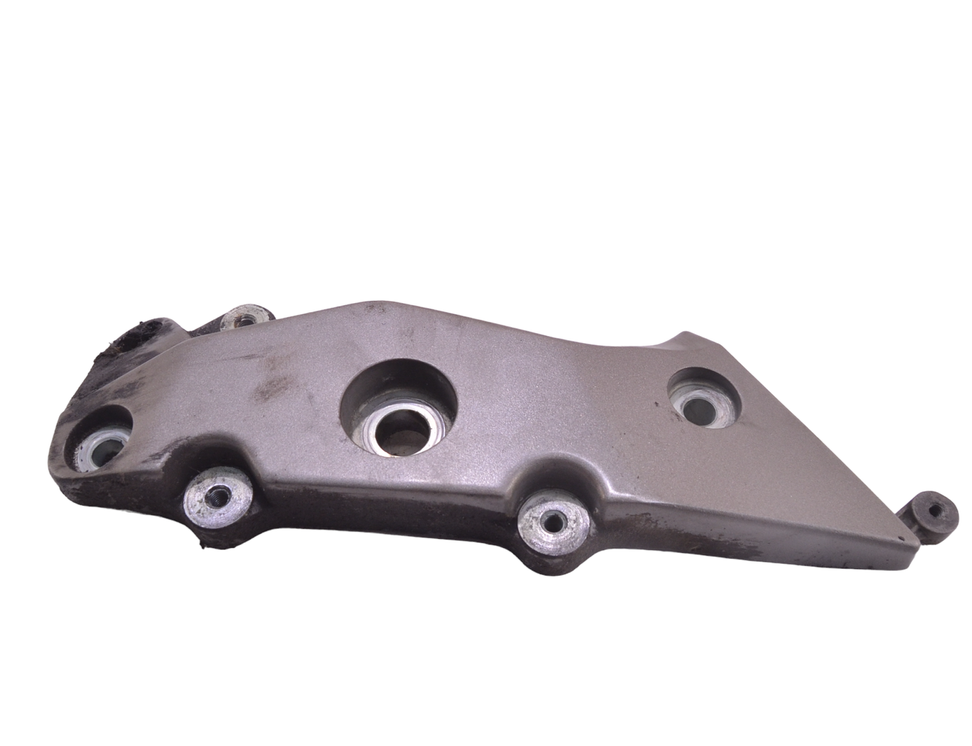 HONDA CBF W221 (2005-2013) Кронштейн правой опоры двигателя 17326615