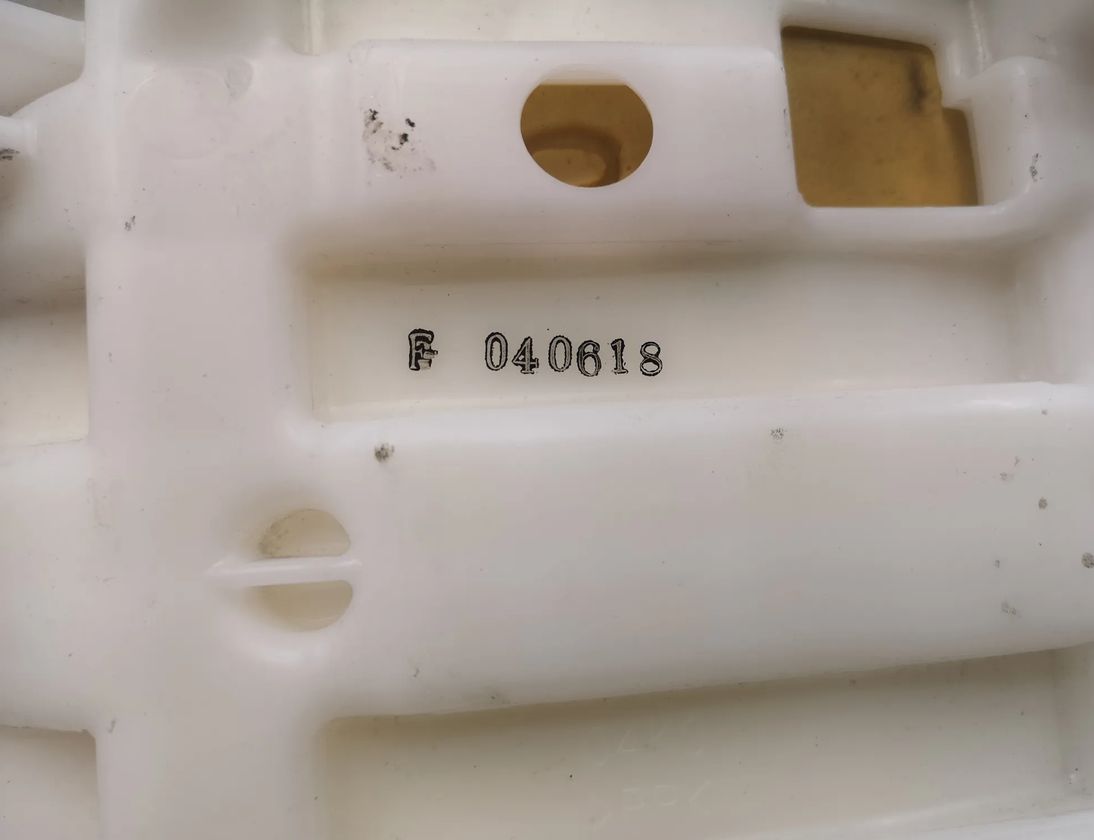 SUZUKI GSX-S 2 generation (2006-2020) Front rider seat saddle bench 040618 25938004