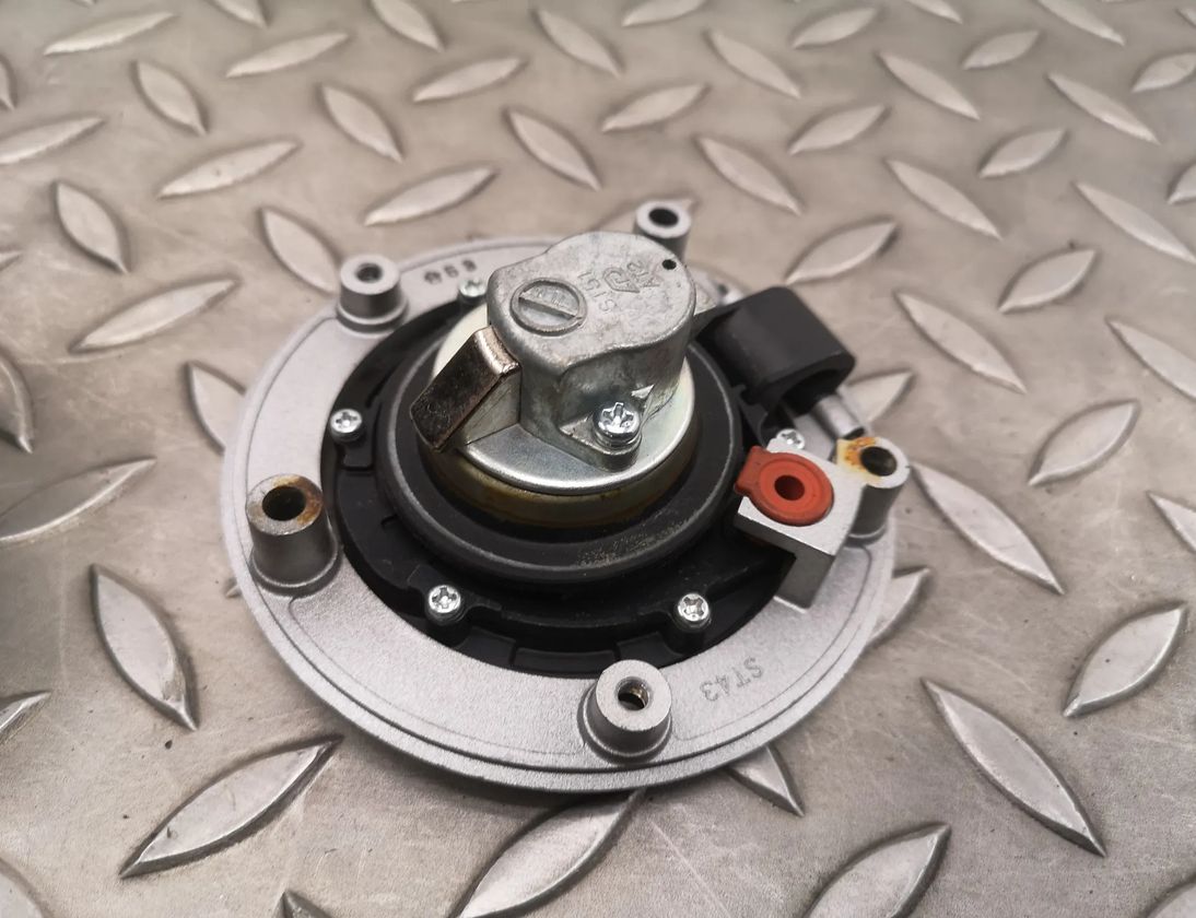 SUZUKI GSX-S 1 generation (2001-2008) Complete lock set tank cap ignition switch set 48K10-1030,32910-10L00,112600-8361,NEP429 25939740