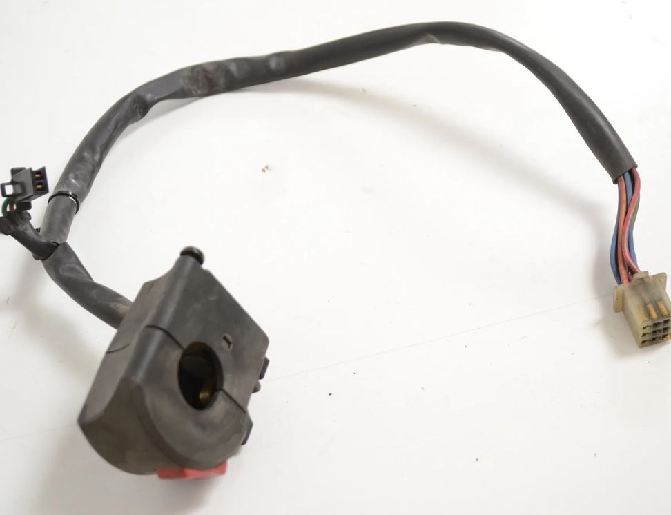 YAMAHA XJ B9/8W (2015-2024) Правый боковой переключатель передач 26326823