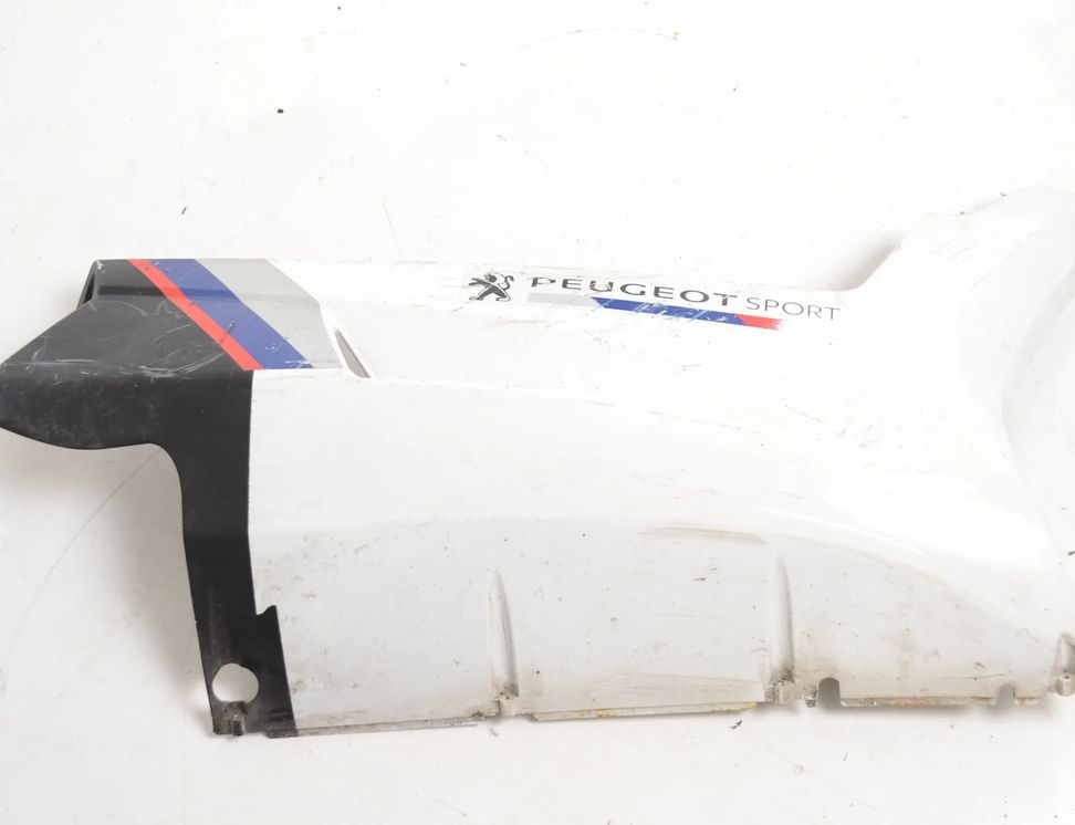 PEUGEOT SPEEDFIGHT R171 (2004-2011) Right side belly bottom fairing cowl 26683010