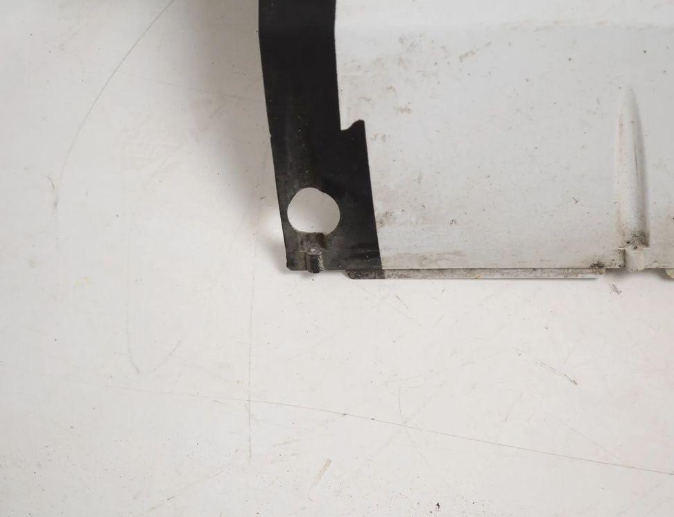 PEUGEOT SPEEDFIGHT R171 (2004-2011) Right side belly bottom fairing cowl 26683010