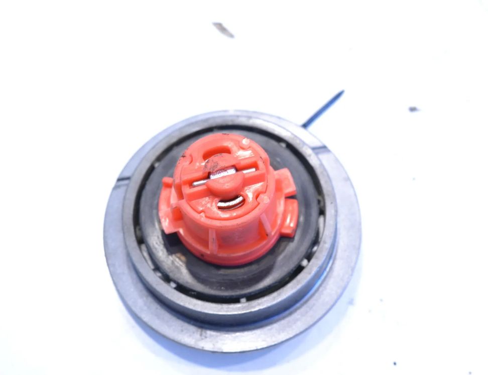 YAMAHA YZF-R D2/4D (1994-2002) Fuel cap cover lid Unavailable 26824222