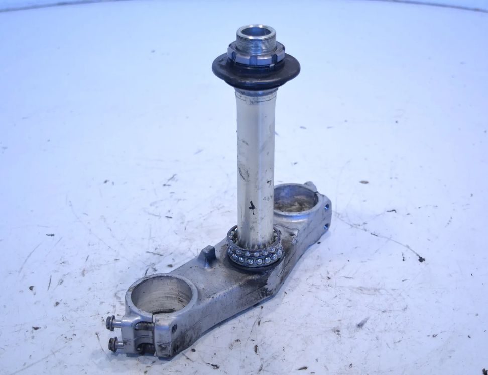 HONDA CBR (1983-2016) W163 (1997-2005) Triple tree clamp yoke 28616304