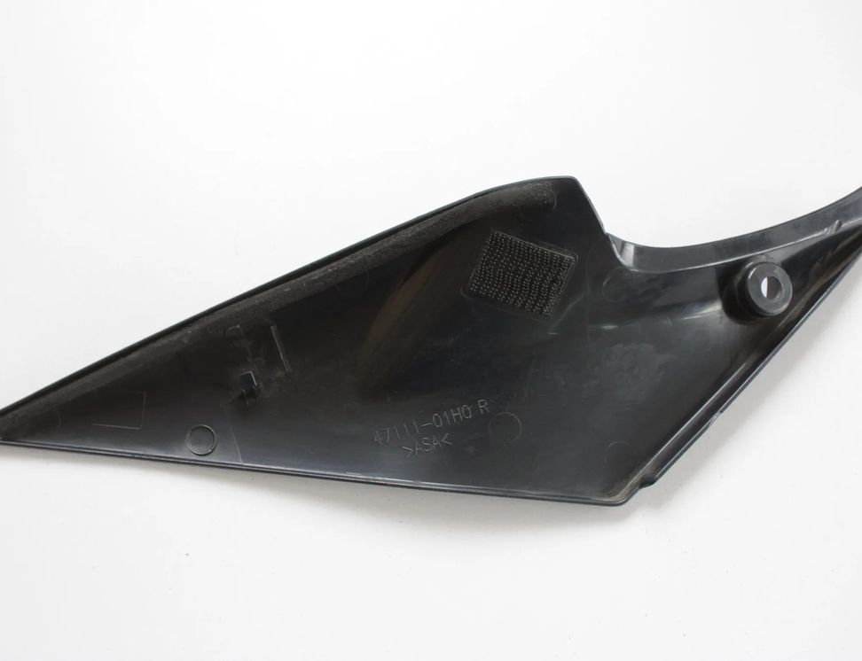 SUZUKI GSX-R Right side fairing cover panel cowl RH 47111-01H0 3023472