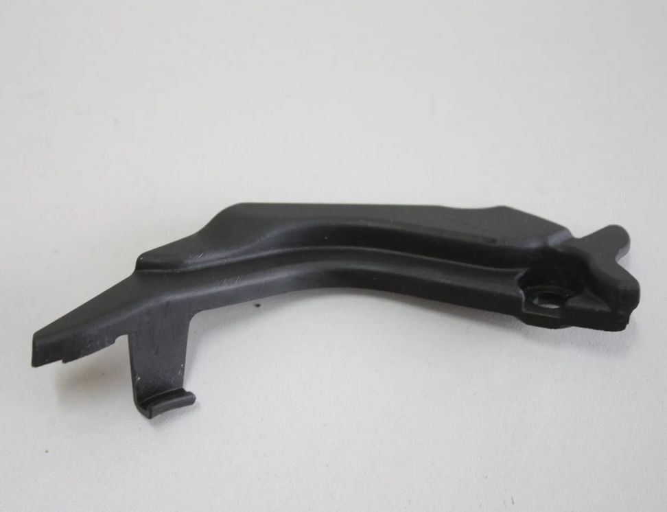 HONDA CBR (1983-2016) E81/E82/E87/E88 (2004-2013) Накладка передней внутренней крышки капота 53741-MFL-0200 3145874