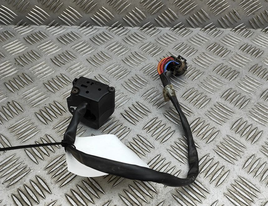 DUCATI MULTISTRADA Правый боковой переключатель передач 32696342