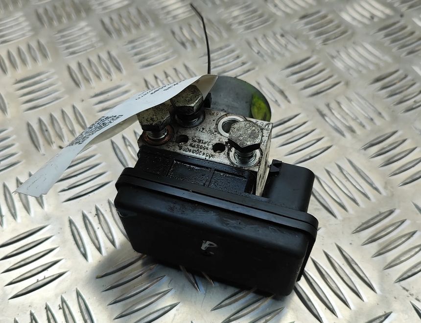 KTM RC ABS block module pump 90542031000 32874589