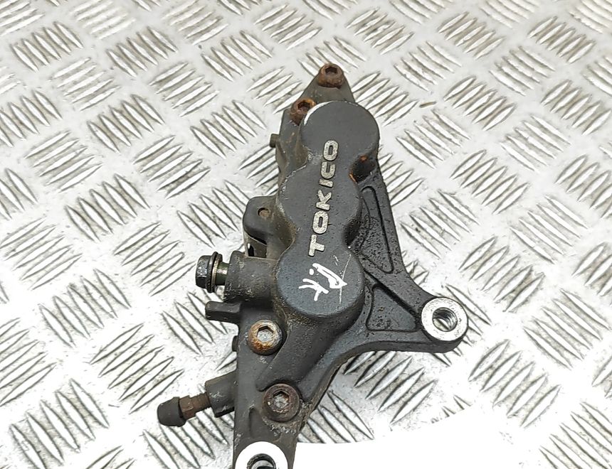 SUZUKI GSX Front left side brake caliper LH 33057118