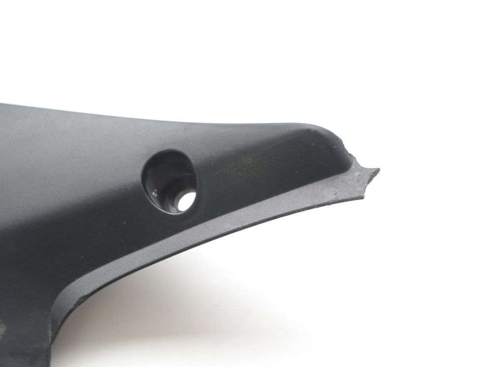 SUZUKI GSX-R 7 generation (2013-2019) Кожух панели обтекателя правой стороны 47111-01H0 3338160