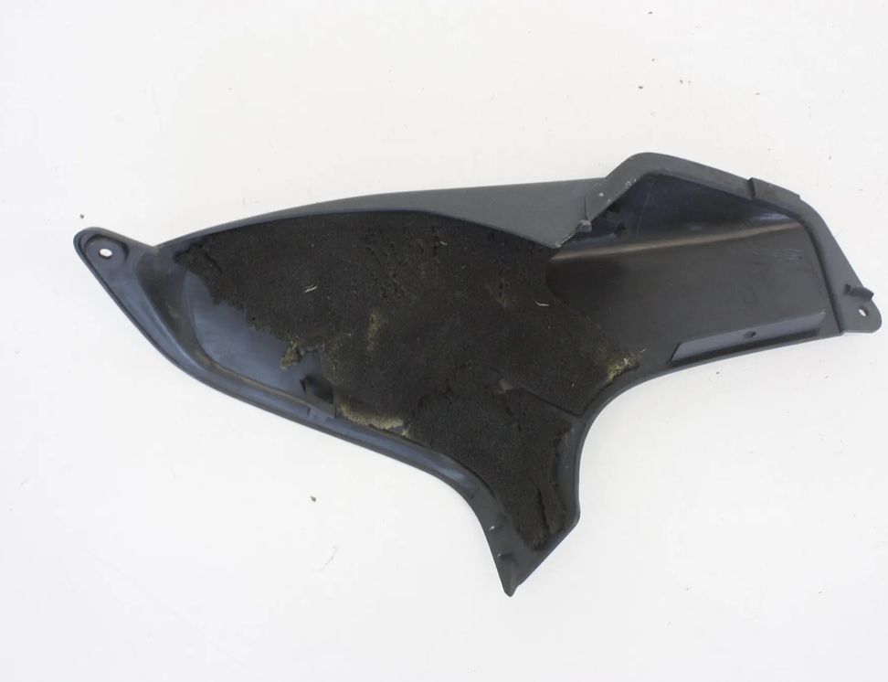 HONDA CBR (1983-2016) 4 generation (2013-2024) Накладка передней внутренней крышки капота 3949296