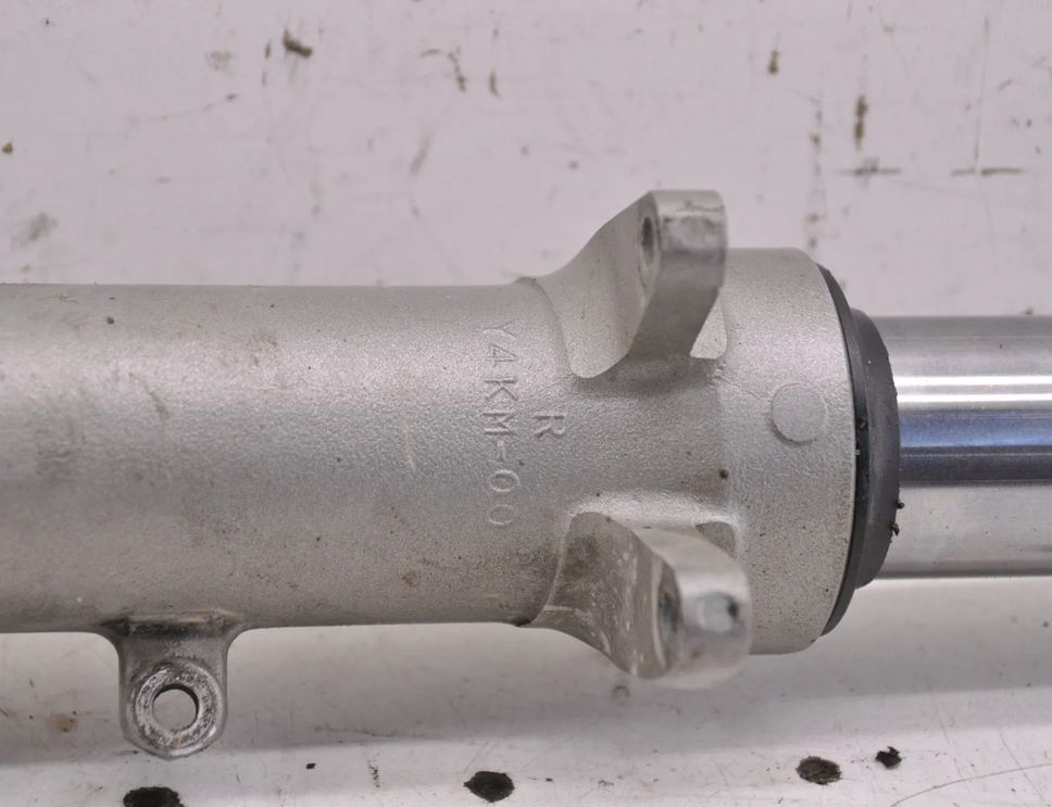 YAMAHA XJ F10/F11 (2009-2017) Front fork shock absorber Y4KM-00 31534152