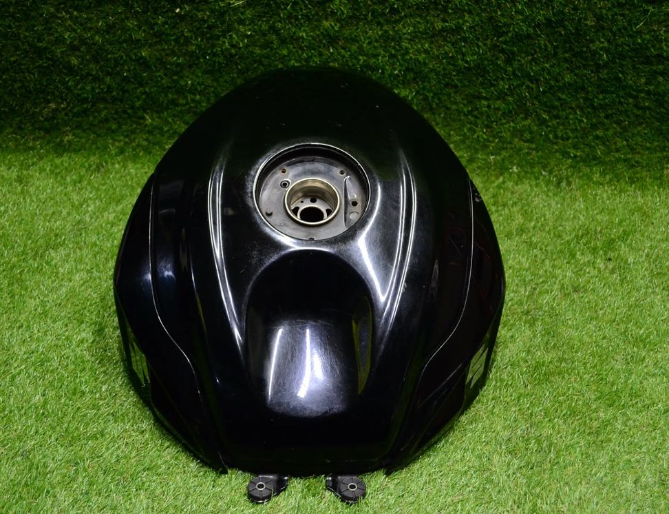 SUZUKI GSX-R 2 generation (2012-2015) Petrol fuel tank 17222097