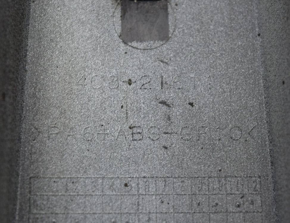 YAMAHA YZF-R 2 generation (2013-2020) Rear Inner fairing cowl 4C8-21611 28183995