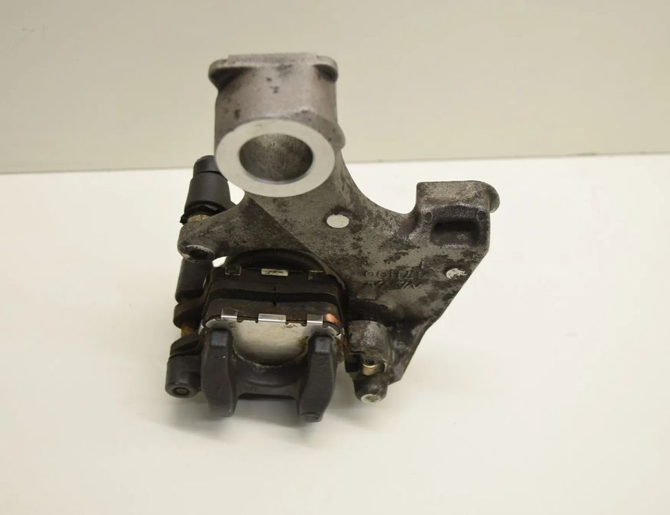 SUZUKI GSX-R Rear brake caliper 29959605