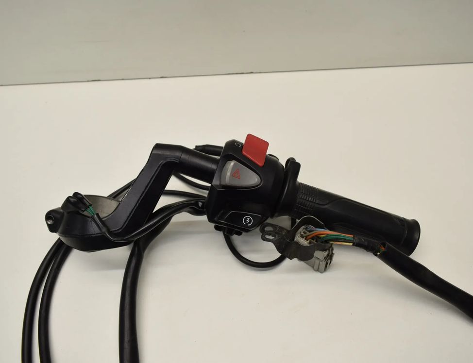 HONDA VFR 4 generation (2006-2015) Right side handlebar clip on RH 30447782