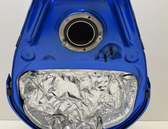 SUZUKI GSX-R 2 generation (2010-2019) Petrol fuel tank 31442369