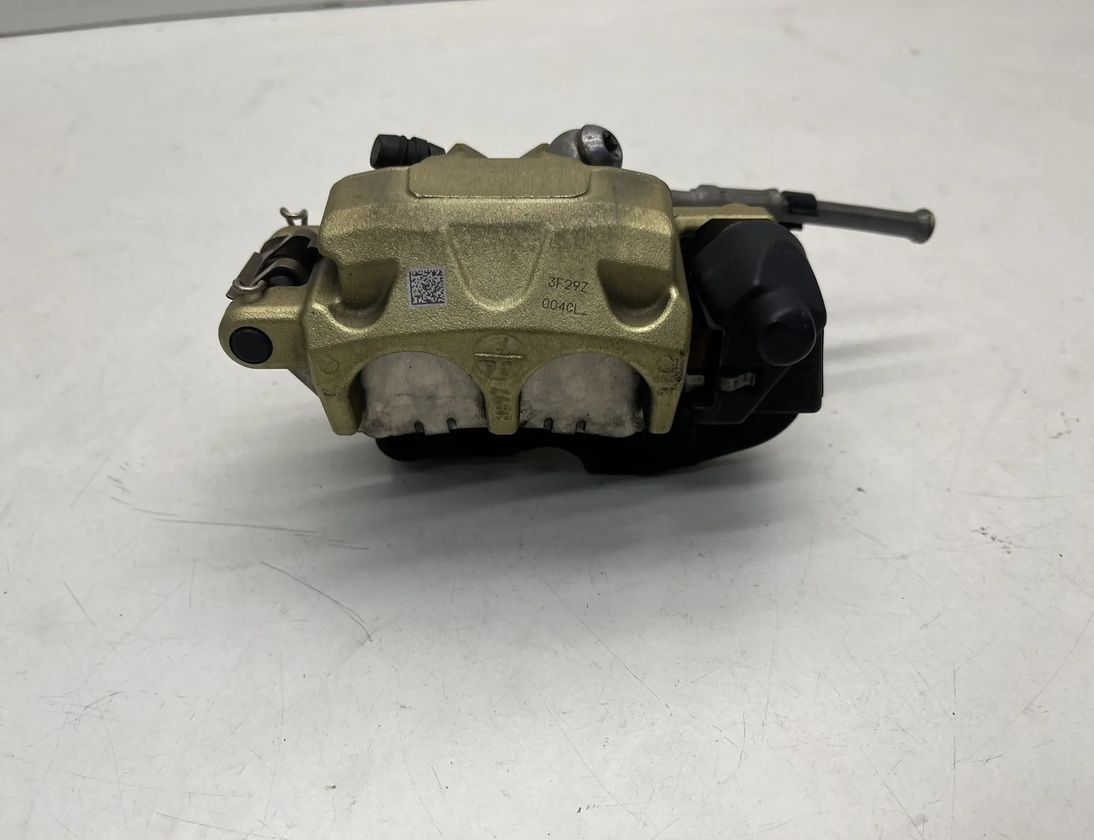 BMW R1250 (2019-2023) 2 generation (1998-2012) Rear brake caliper 31588915