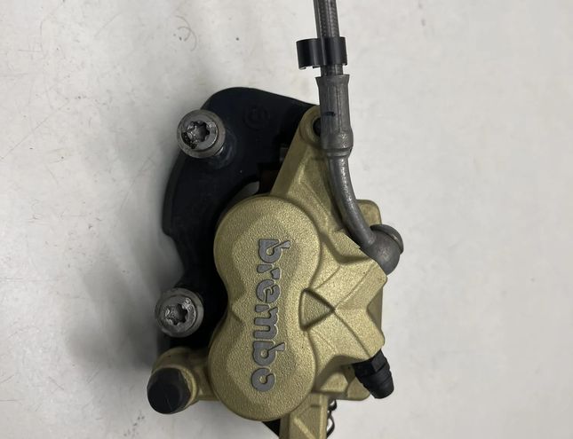 BMW R1250 (2019-2023) 2 generation (1998-2012) Rear brake caliper 31588915