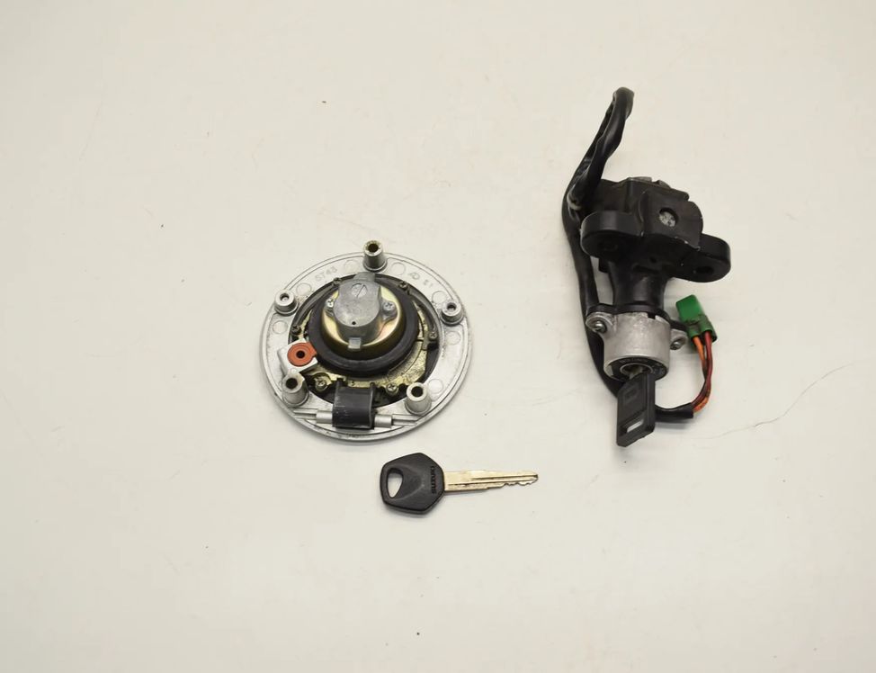 SUZUKI GSX-R 32801081