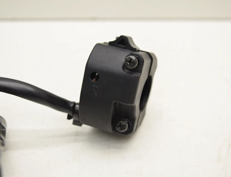 YAMAHA MT Правый боковой переключатель передач 32878661