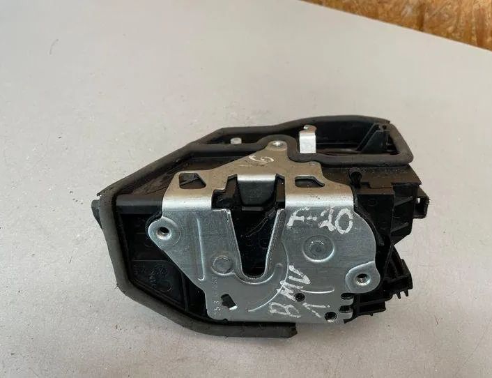 BMW 1 Series F20/F21 (2011-2020) Замок задней левой двери 7202147,A053702 22186523