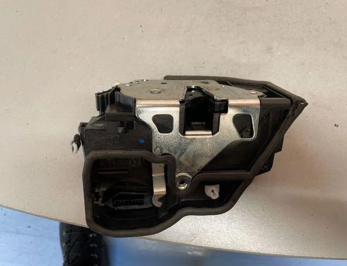 BMW 3 Series F30/F31 (2011-2020) Rear Left Door Lock 7202147,A053702 22187067