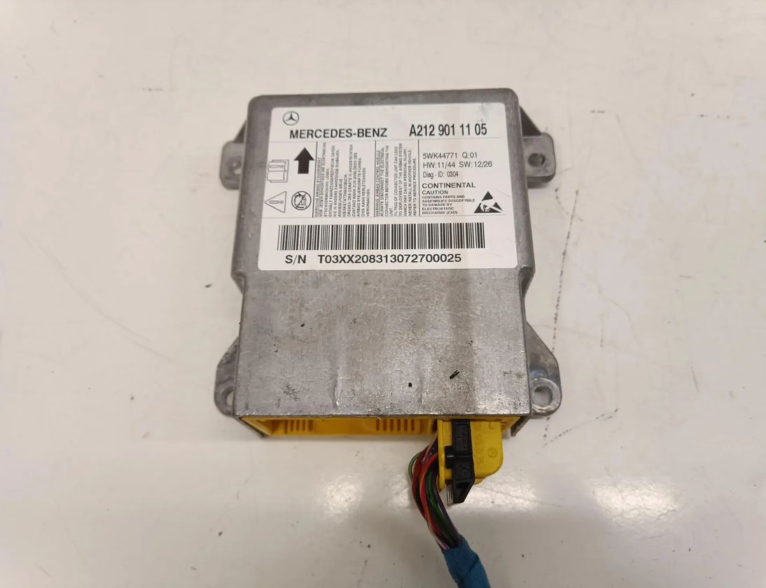 MERCEDES-BENZ E-Class W212/S212/C207/A207 (2009-2016) SRS Control Unit A2129011105 30166722