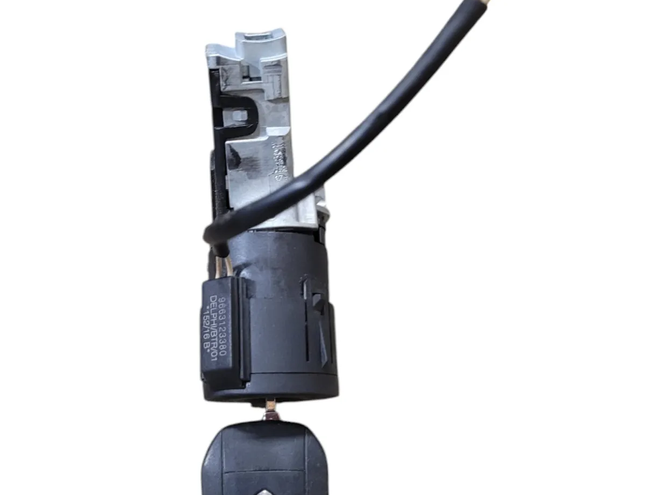 CITROËN C5 2 generation (2008-2017) Ignition Lock 9663123380,981211368000,9673257480 27611846