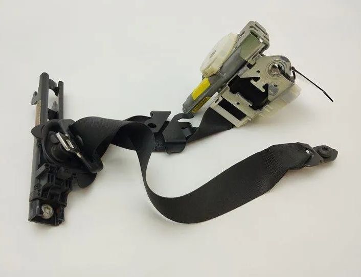 MERCEDES-BENZ C-Class W204/S204/C204 (2004-2015) Front Right Seatbelt A2048609885,33059634,A2048600788 21224931