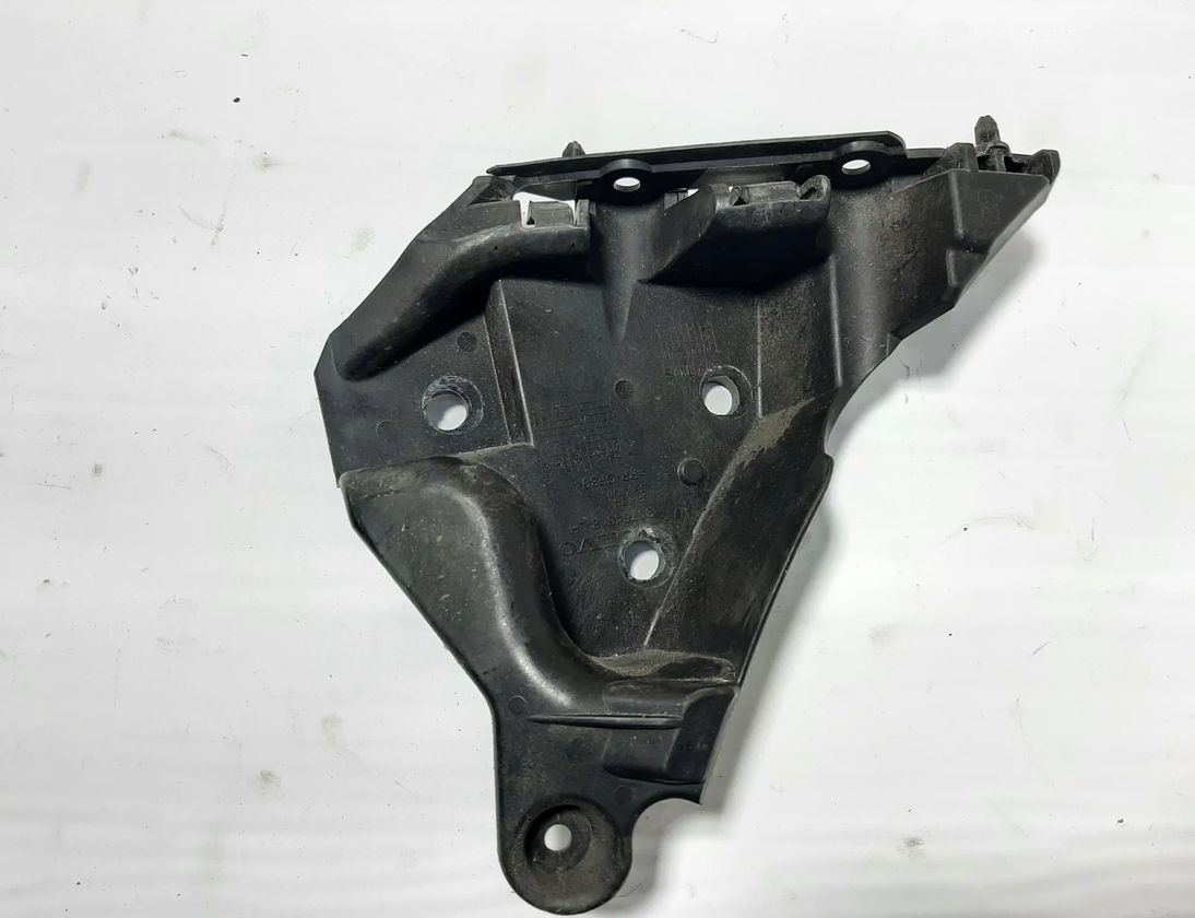 VOLVO XC60 1 generation (2008-2017) Front Left Bumper Bracket 30764618 32837250