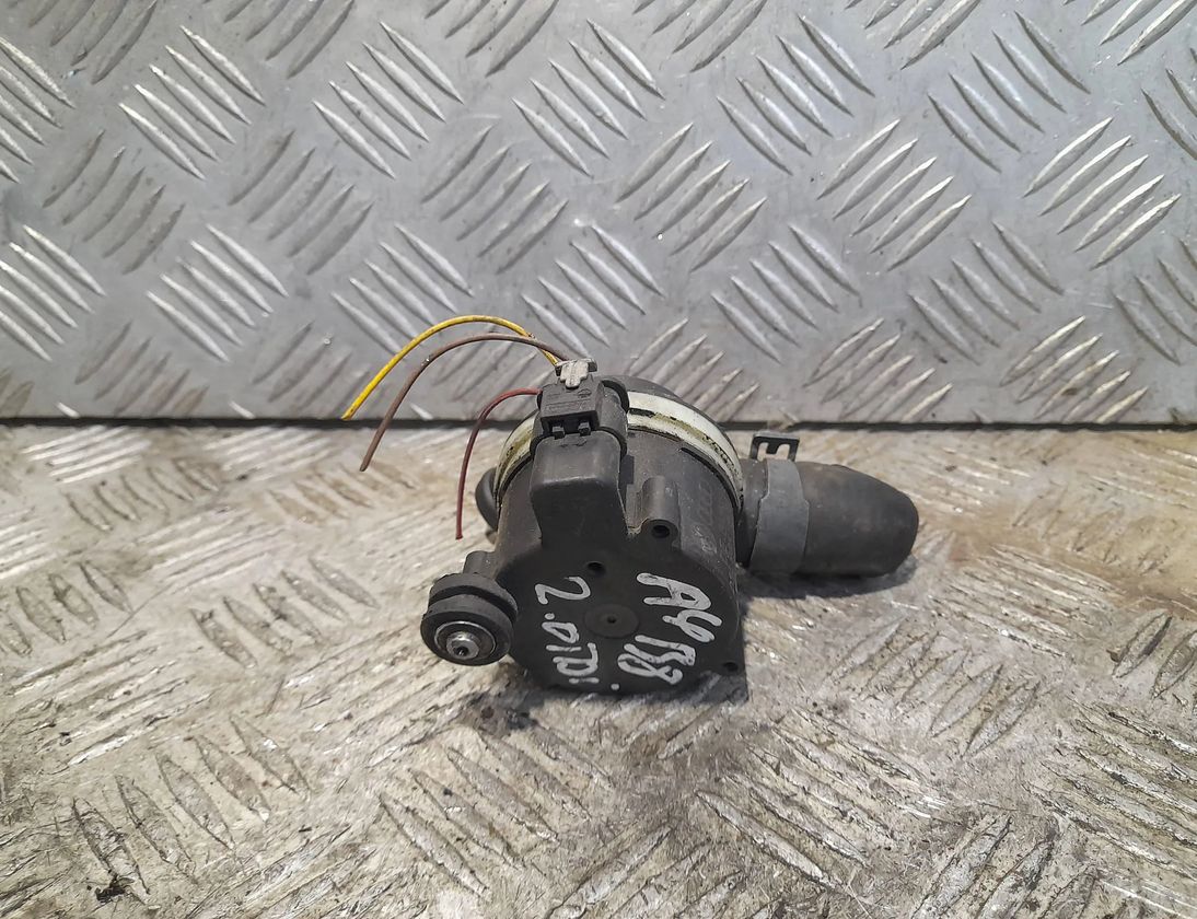 AUDI A4 B8/8K (2011-2016) Circulation Water Motor 03L965561A 29482041