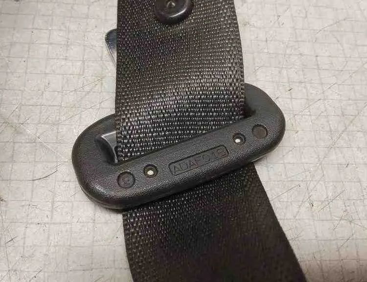 OPEL Insignia A (2008-2016) Ремень безопасности задний левый 306134010AB,30648401,408V564,1T8720,13267147,338R923,418F562,A045014,E11045817,306133810,418K563,07004E19,28112008 32555545