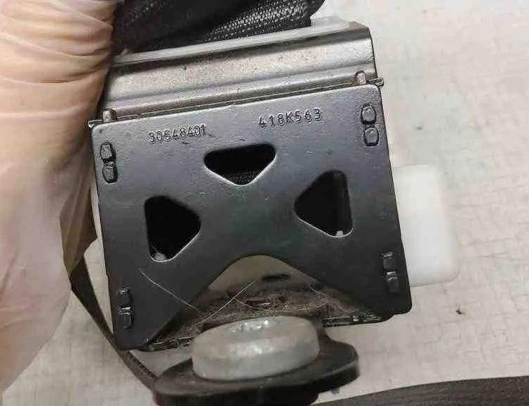 OPEL Insignia A (2008-2016) Ремень безопасности задний левый 306134010AB,30648401,408V564,1T8720,13267147,338R923,418F562,A045014,E11045817,306133810,418K563,07004E19,28112008 32555545