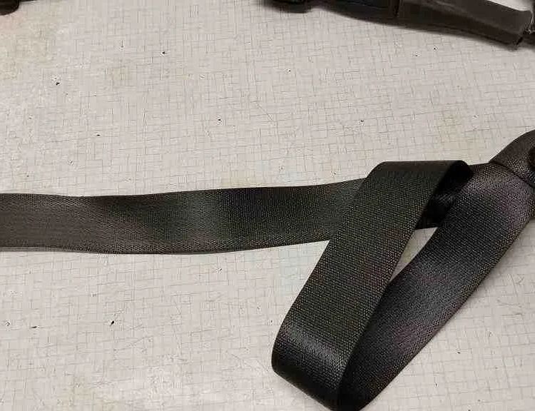 OPEL Insignia A (2008-2016) Ремень безопасности передний правый 5056C3F1Q1,200379B9,2031354AA0,5010C371XK,31567156,306302399P19,306981299P10,6009173,305536910,3063932AA,13JE27542U 32562456