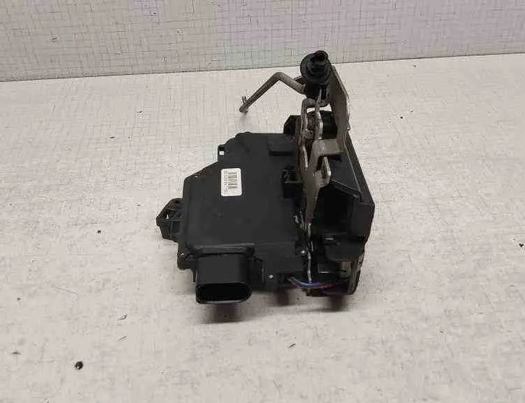 AUDI A4 B7/8E (2004-2008) Замок передней левой двери 4B1837015G 32565071
