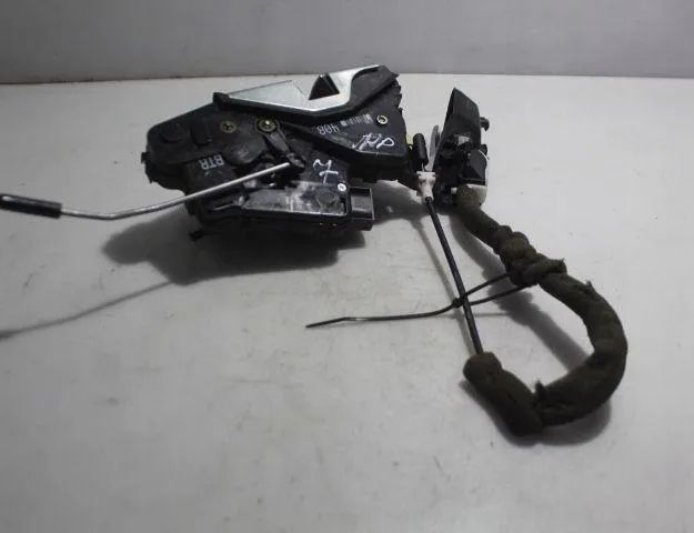 BMW 3 Series E46 (1997-2006) Front Right Door Lock 32926773