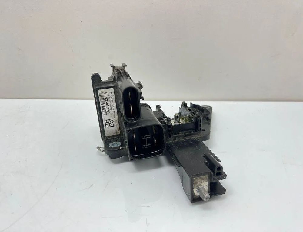 BMW 2 Series F22/F23 (2013-2020) Power Distribution Box 9356158,06072016 31997830