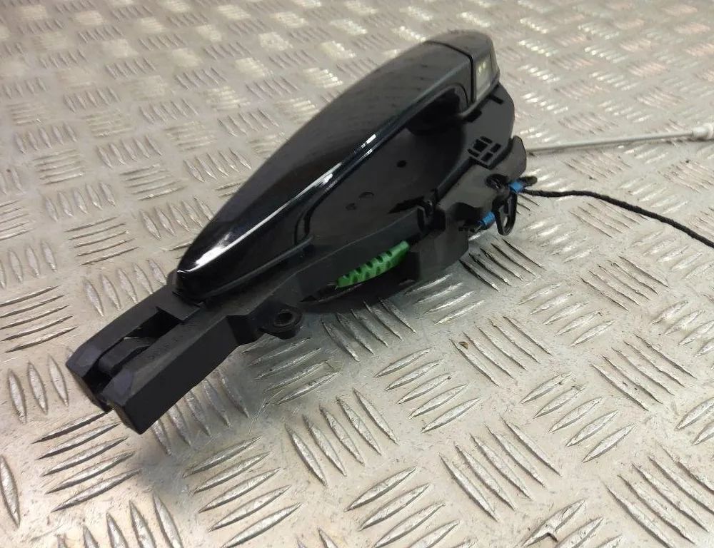 BMW X3 F25 (2010-2017) Left Side Sliding Door Exterior Handle 7331739 31013530