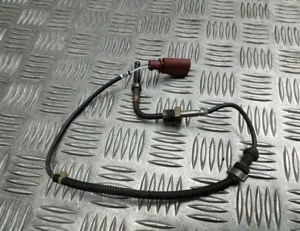 VOLKSWAGEN Polo 4 generation (2001-2009) Exhaust gas temperature sensor 03L906088DE 34706427