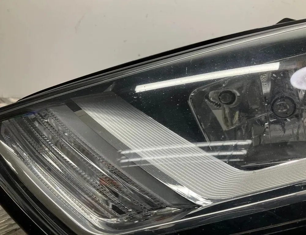 AUDI A3 8V (2012-2020) Front Left Headlight 8V0941003A 34708693