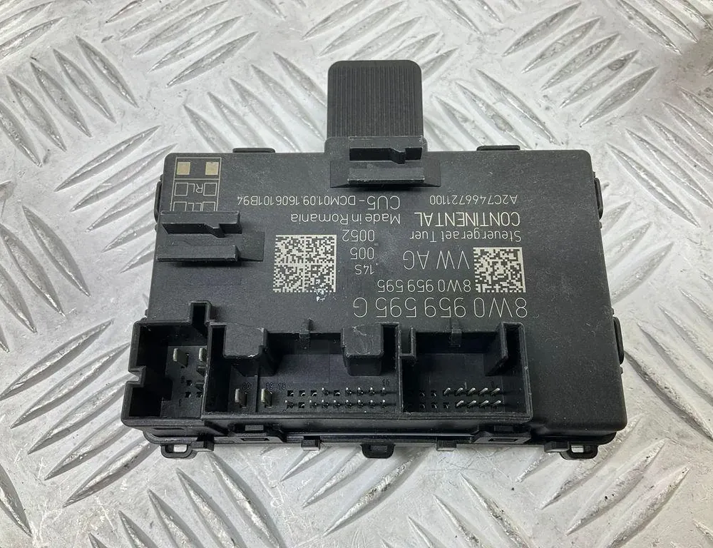 AUDI A4 B9/8W (2015-2024) Front Right Door Control Unit 8W0959595G 34710560