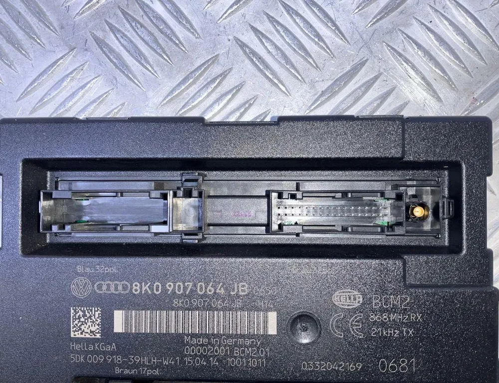 AUDI A4 B8/8K (2011-2016) Comfort Control Unit 8K0907064JB 34719942