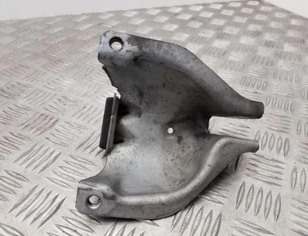 AUDI A6 C7/4G (2010-2020) Rear engine bracket 4G0399060G 34713324