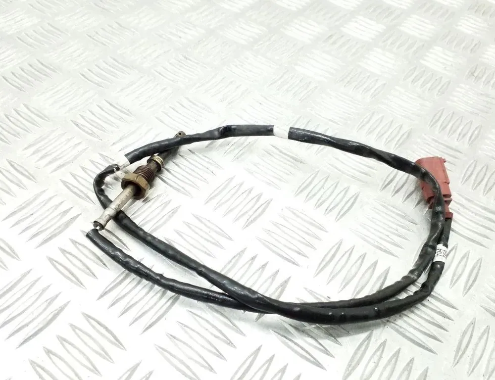 SKODA Octavia 3 generation (2013-2020) Exhaust gas temperature sensor 04L906088E,704 34748706