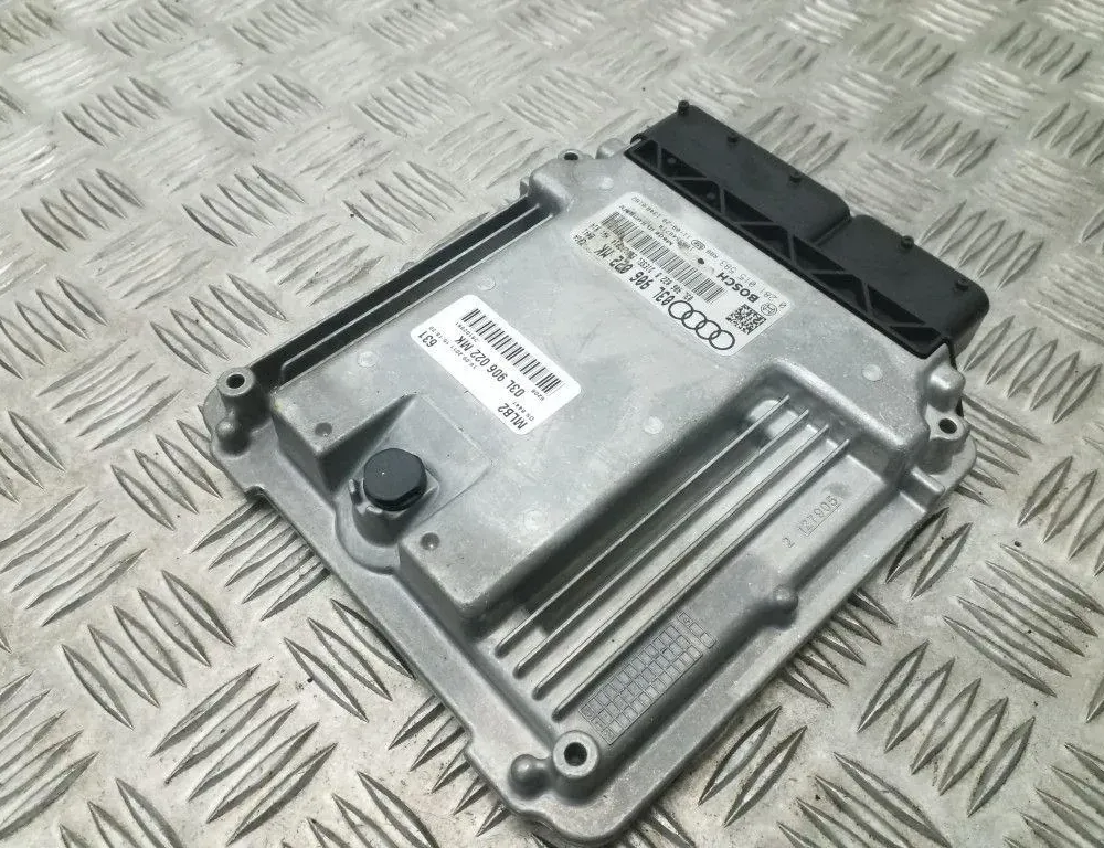 AUDI A4 B8/8K (2011-2016) Engine Control Unit ECU EDC17CP14,03L906022MK 34732933