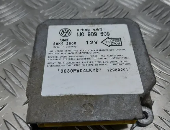VOLKSWAGEN Golf 4 generation (1997-2006) SRS Control Unit 1JO909609 14974674
