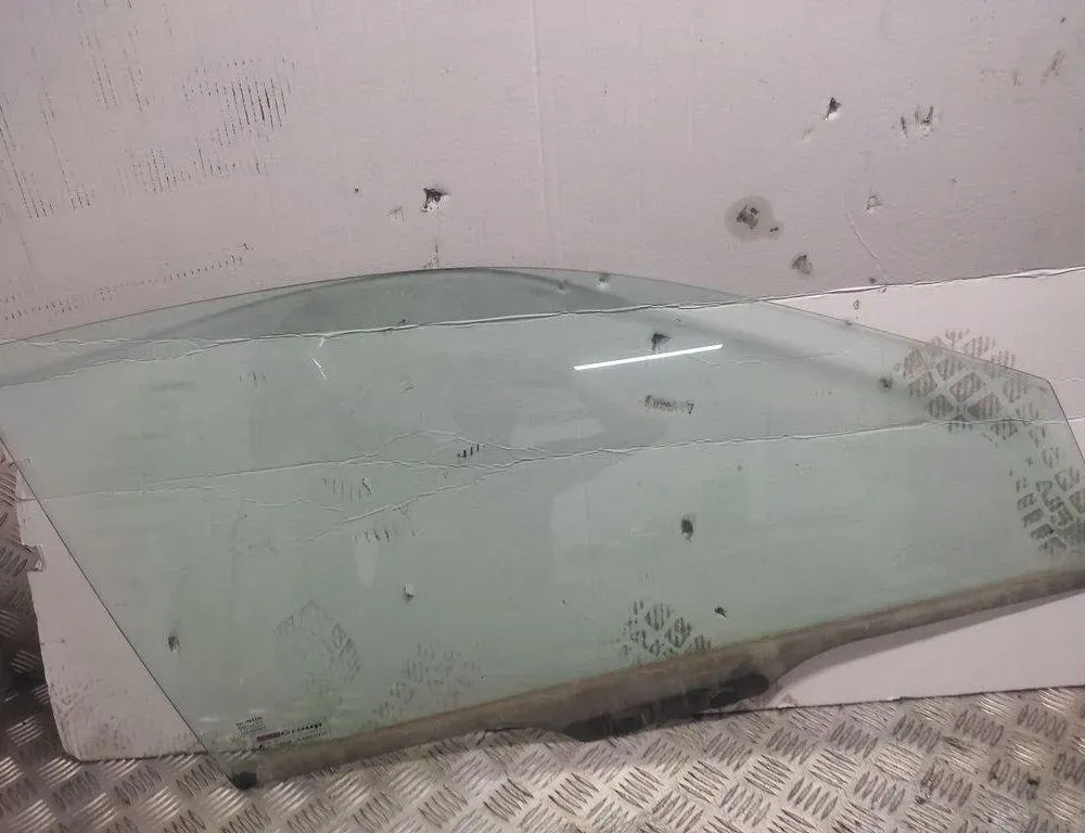 HONDA Civic 7 generation (2000-2005) Стекло передней правой двери 43R009007 32010092