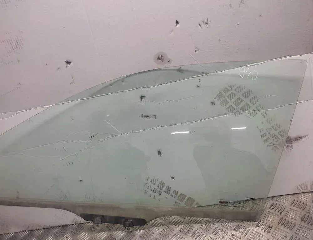 HONDA Civic 7 generation (2000-2005) Стекло передней левой двери 43R009007 32010097