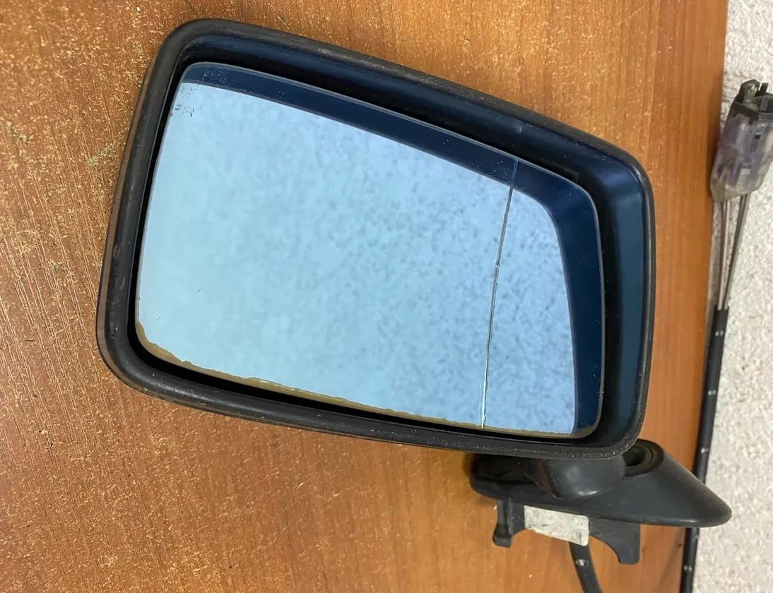 AUDI 80 B4 (1991-1996) Left Side Wing Mirror #E1260,007847 23093107